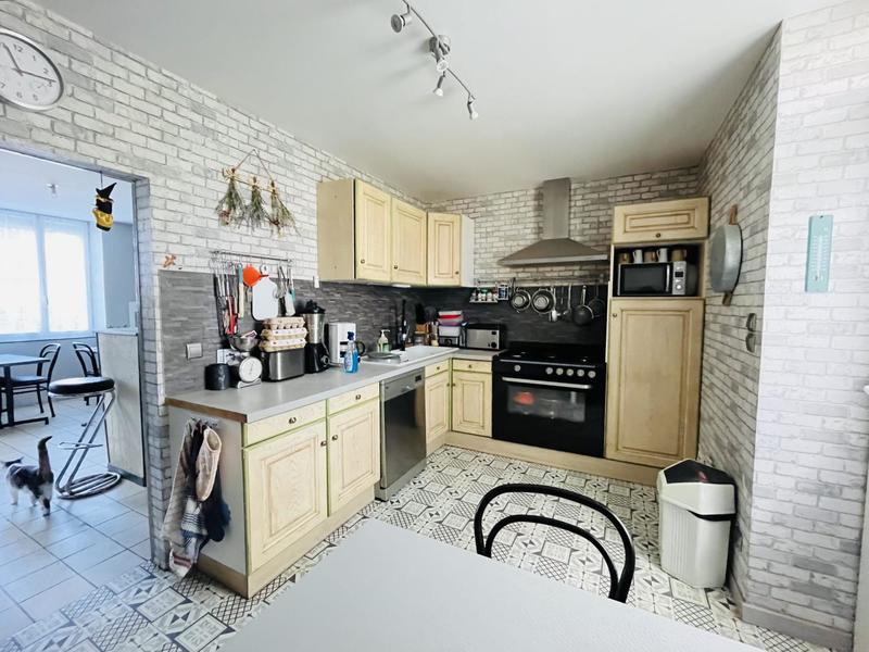 Maison - 152 m² - 7 pièces