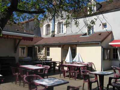 Maison - 475 m² - 8 pièces