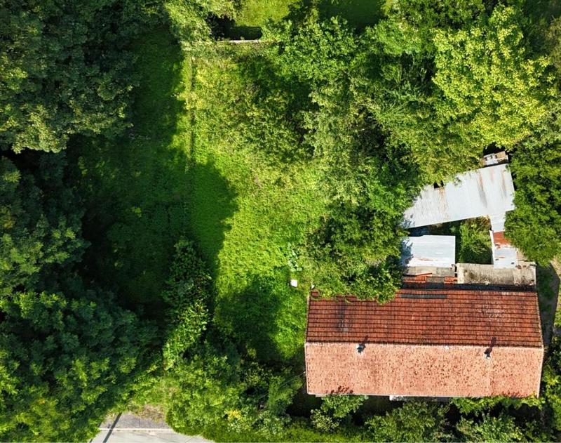 Maison - 100 m² - 2 pièces