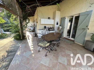 Maison - 101 m² - 5 pièces