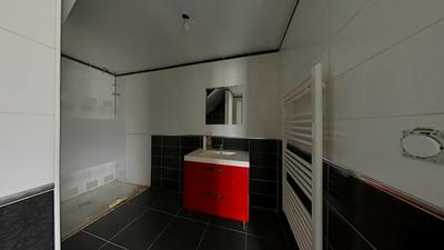 Appartement - 80 m² - 3 pièces