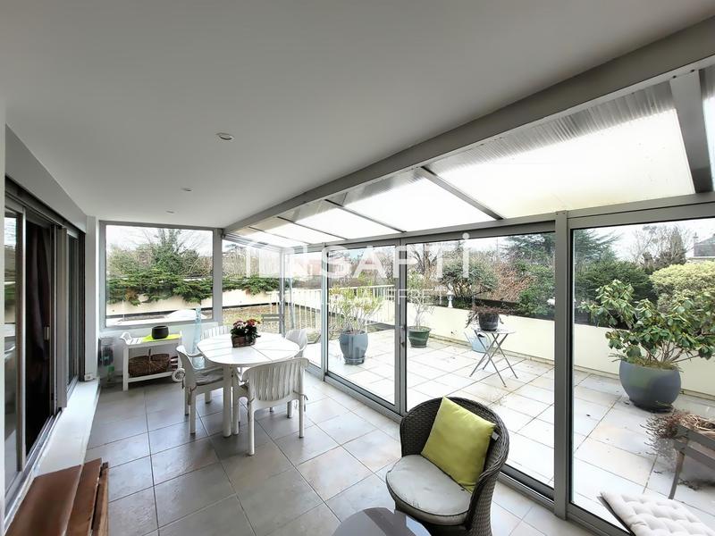 Appartement - 84 m² - 4 pièces