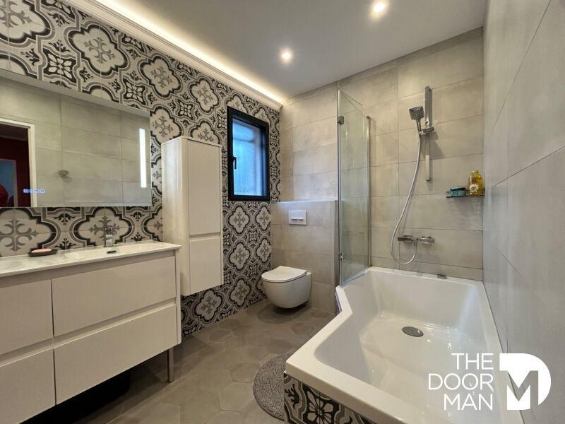 Maison - 102 m² - 5 pièces