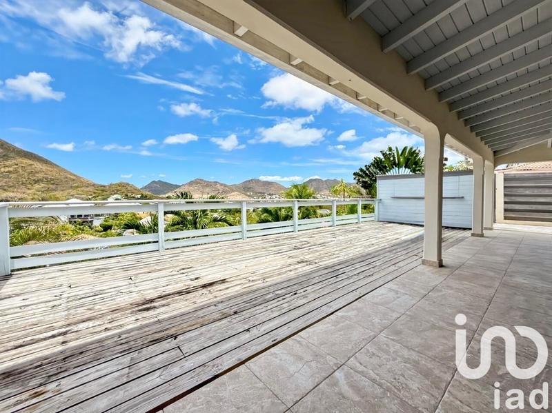 Maison - 200 m² - 6 pièces