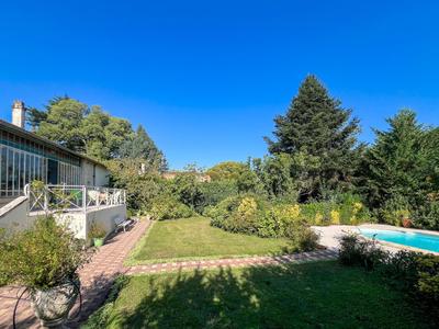 Maison de maîtres - 190 m² - 6 pièces