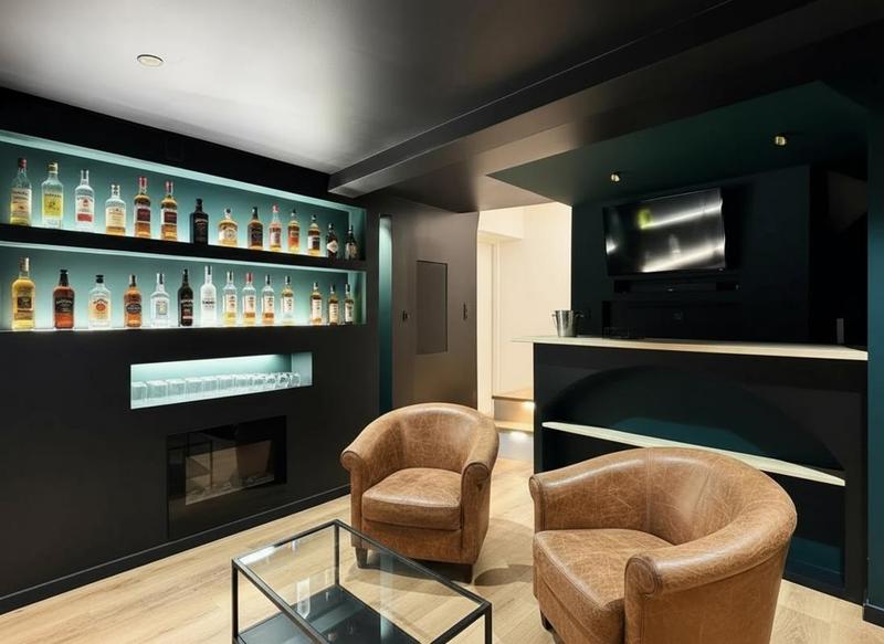 Maison - 169 m² - 11 pièces