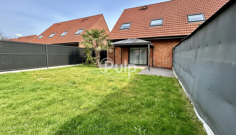 Maison - 80 m² - 4 pièces