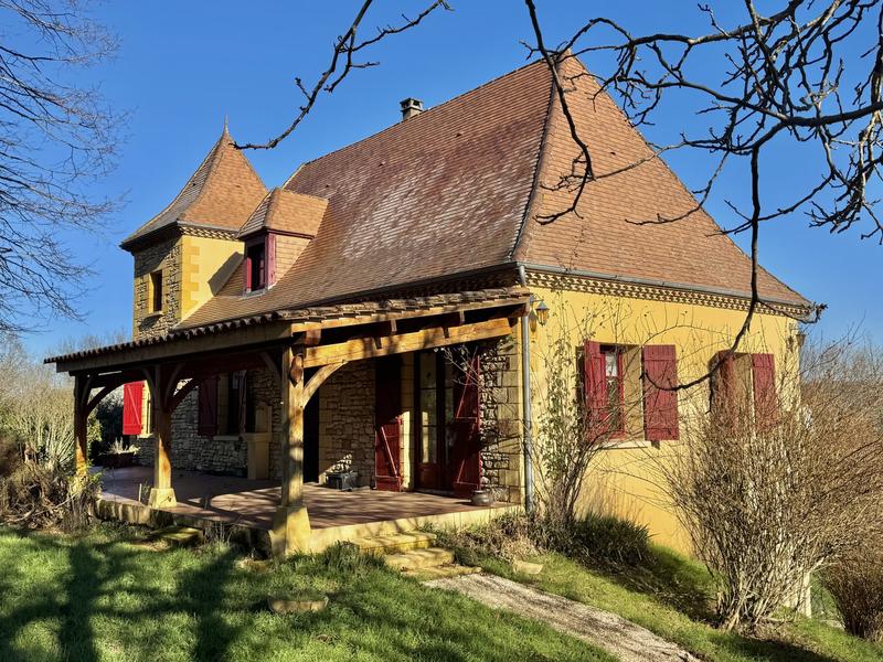 Maison - 140 m² - 5 pièces