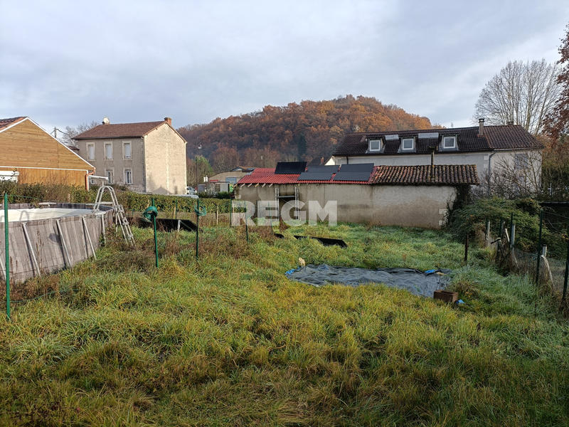 Maison - 187 m² - 12 pièces