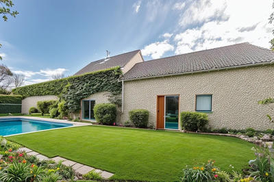 Maison - 300 m² - 4 pièces