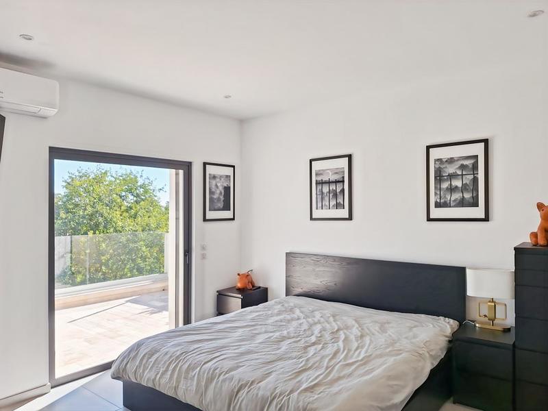 Villa - 104 m² - 4 pièces