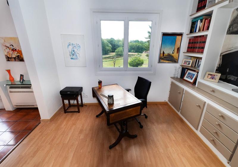 Maison - 180 m² - 6 pièces