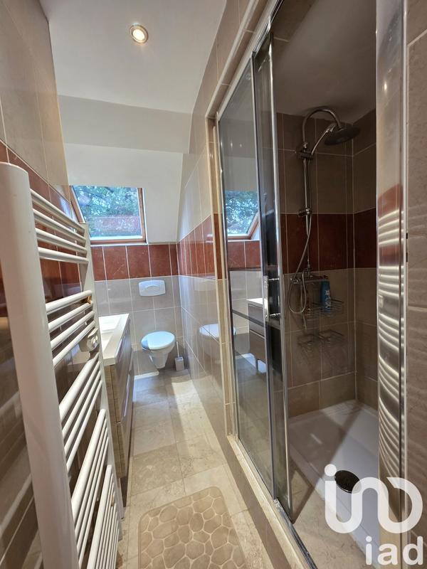 Maison - 141 m² - 6 pièces