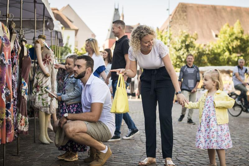 Marché bi-hebdomadaire