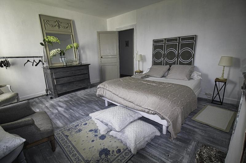 Maison - 291 m² - 15 pièces