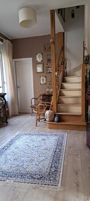 Maison - 184 m² - 9 pièces