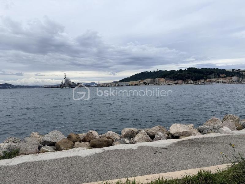 Immeuble - 270 m² - 3 pièces