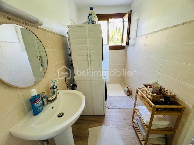 Appartement - 77 m² - 3 pièces