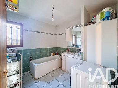 Maison - 92 m² - 5 pièces