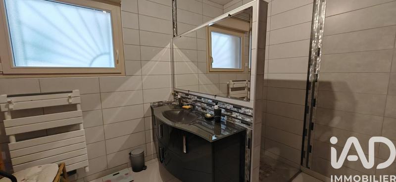 Maison - 218 m² - 7 pièces