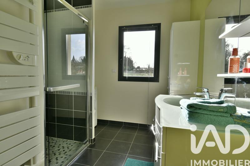 Maison - 122 m² - 5 pièces