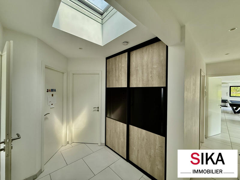 Maison contemporaine - 160 m² - 6 pièces