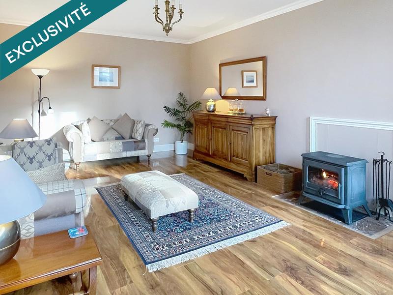 Maison - 351 m² - 10 pièces