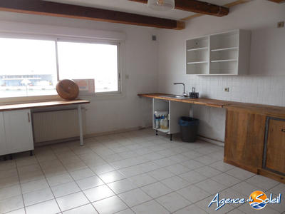 Maison - 230 m² - 6 pièces