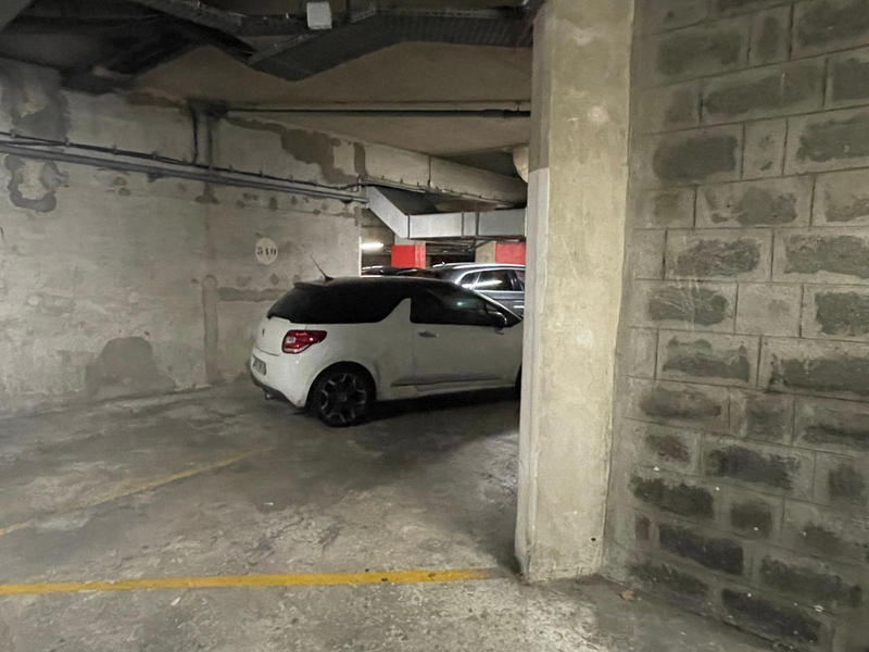 Parking / Garage - 40 m²