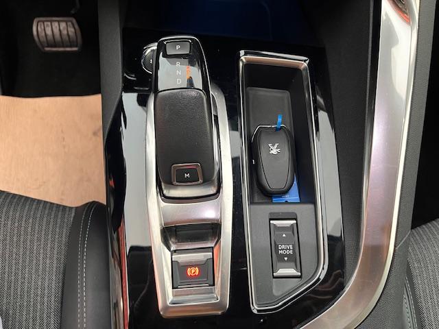 Peugeot 5008 BlueHDi 130ch SetS Eat8 Allure Pack