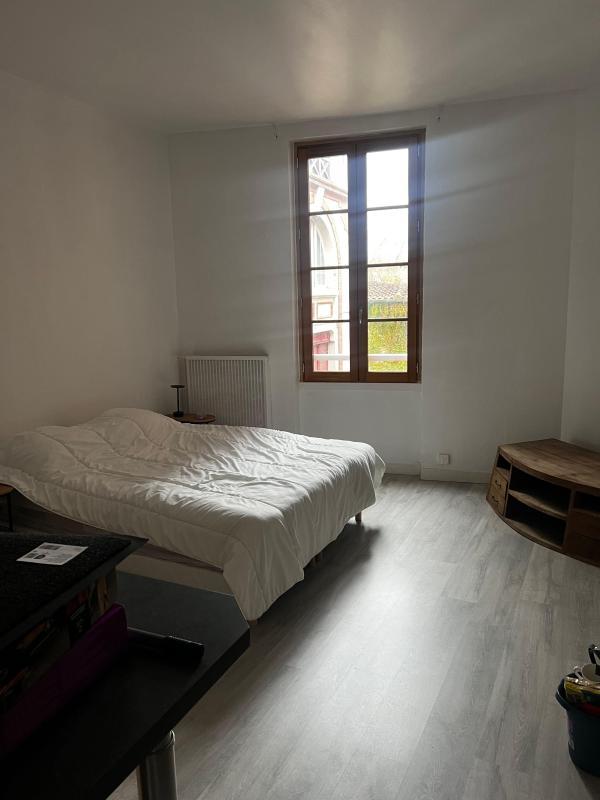 Immeuble - 880 m² - 2 pièces