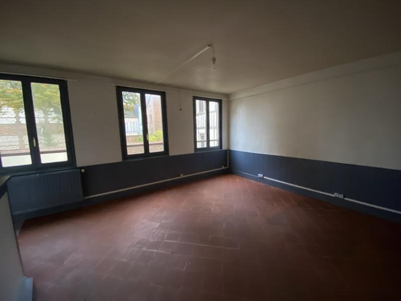 Appartement - 100 m² - 3 pièces
