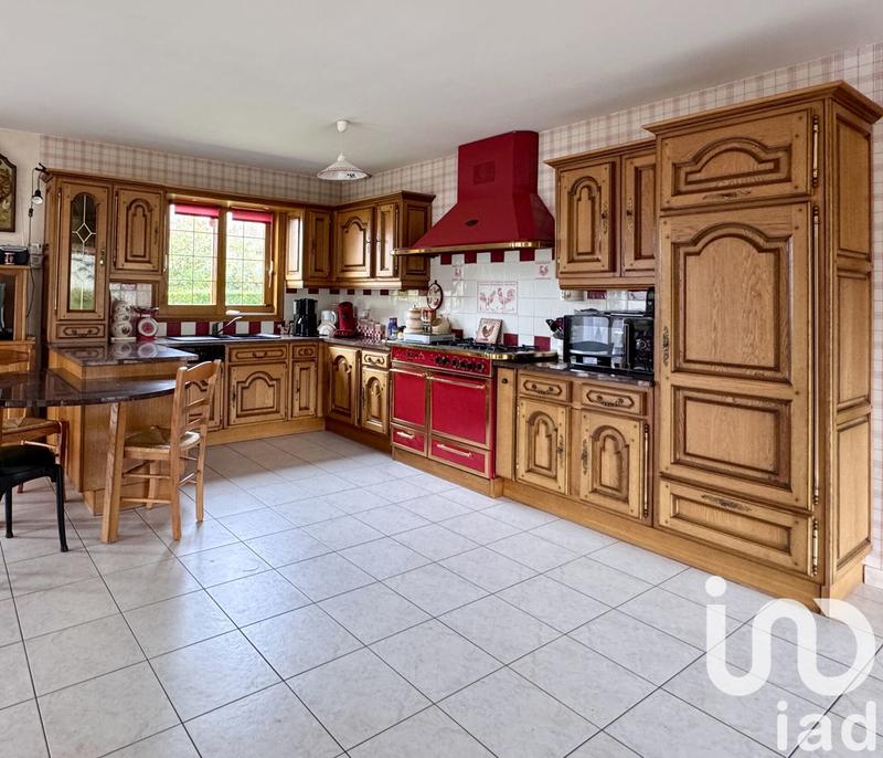 Maison - 274 m² - 10 pièces