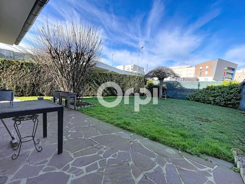 Maison - 98 m² - 4 pièces