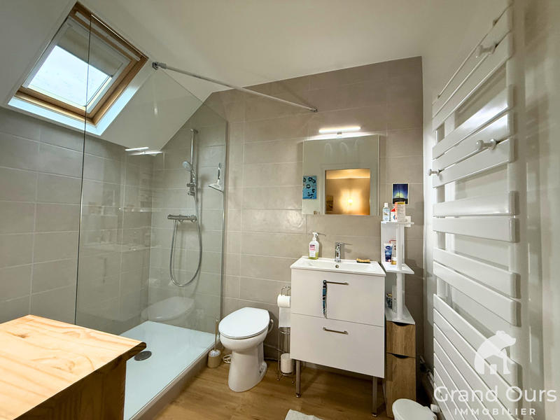 Maison - 142 m² - 6 pièces