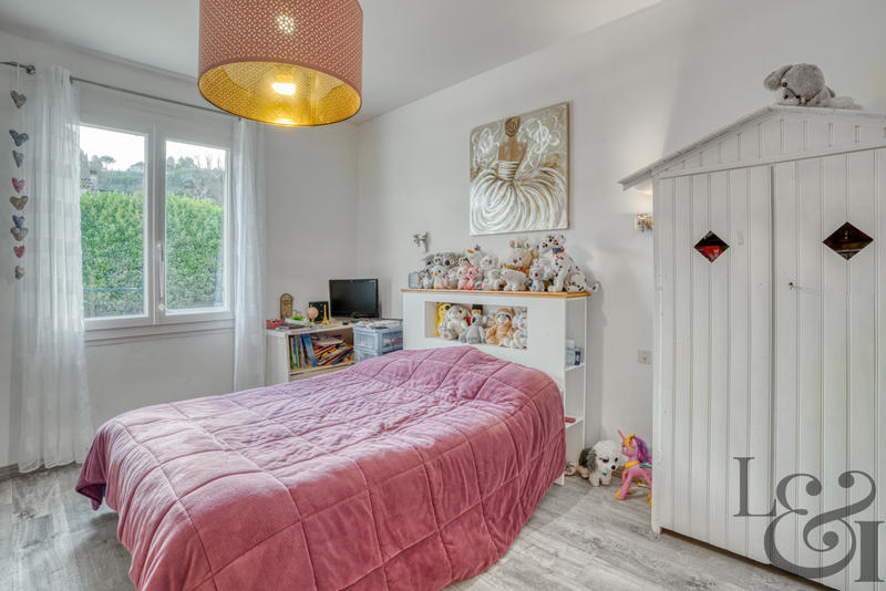 Maison - 166 m² - 6 pièces