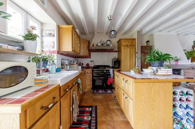 Maison - 210 m² - 9 pièces