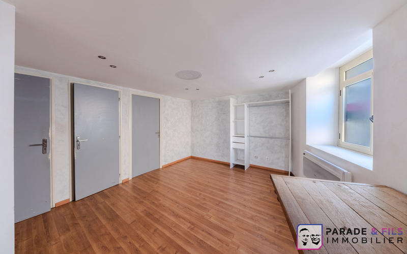 Local d'activités - 61 m² - 3 pièces