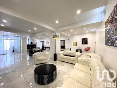 Loft - 134 m² - 2 pièces