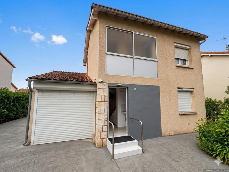 Maison - 88 m² - 5 pièces