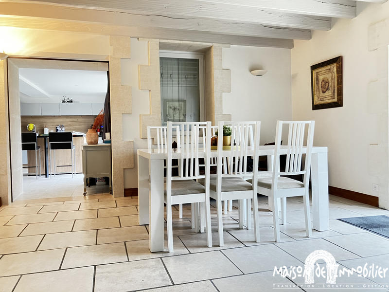 Maison - 253 m² - 7 pièces