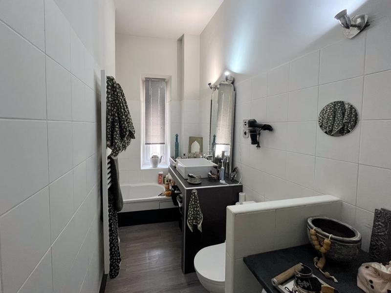 Appartement - 80 m² - 3 pièces