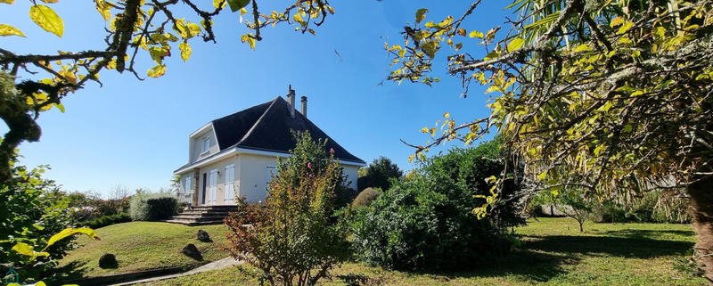 Maison - 127 m² - 7 pièces