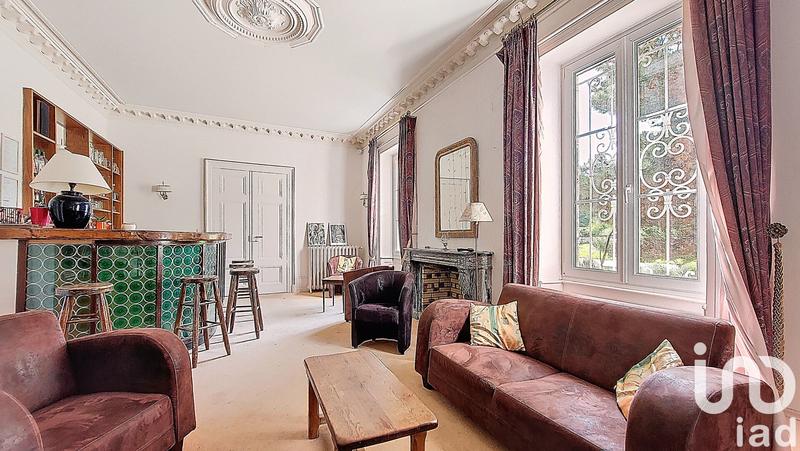 Château - 677 m² - 21 pièces