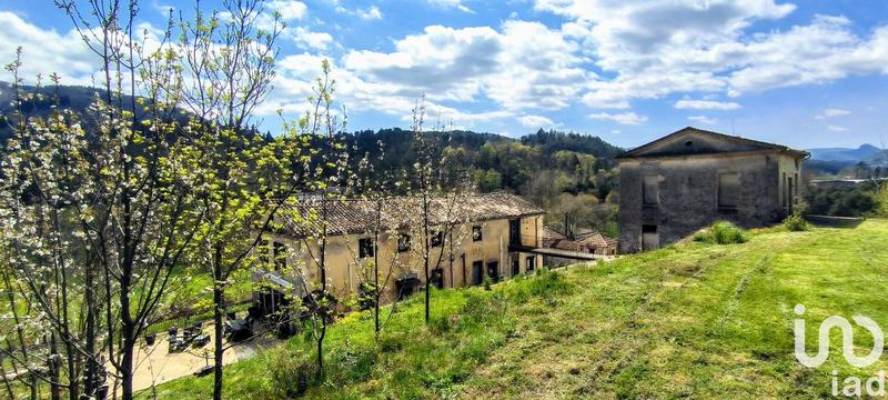 Maison - 243 m² - 15 pièces