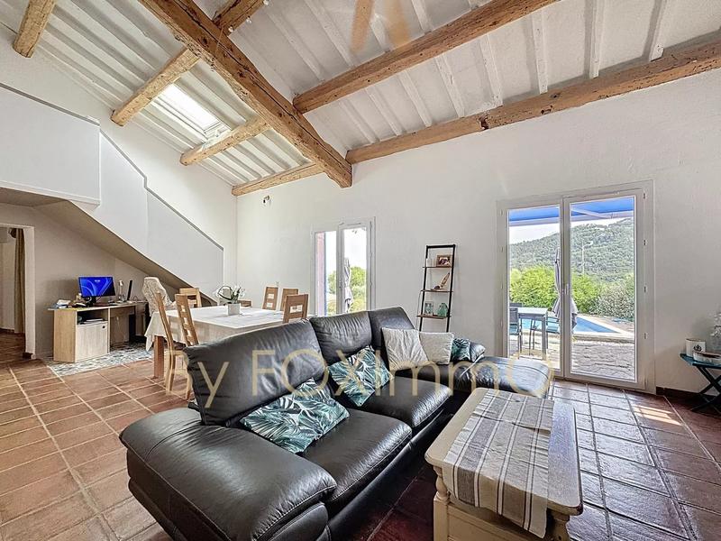 Villa - 171 m² - 6 pièces