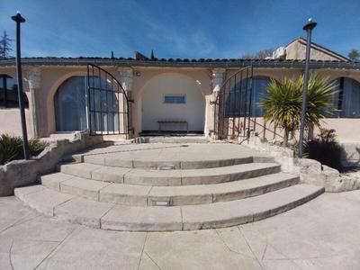 Immeuble - 2 100 m²