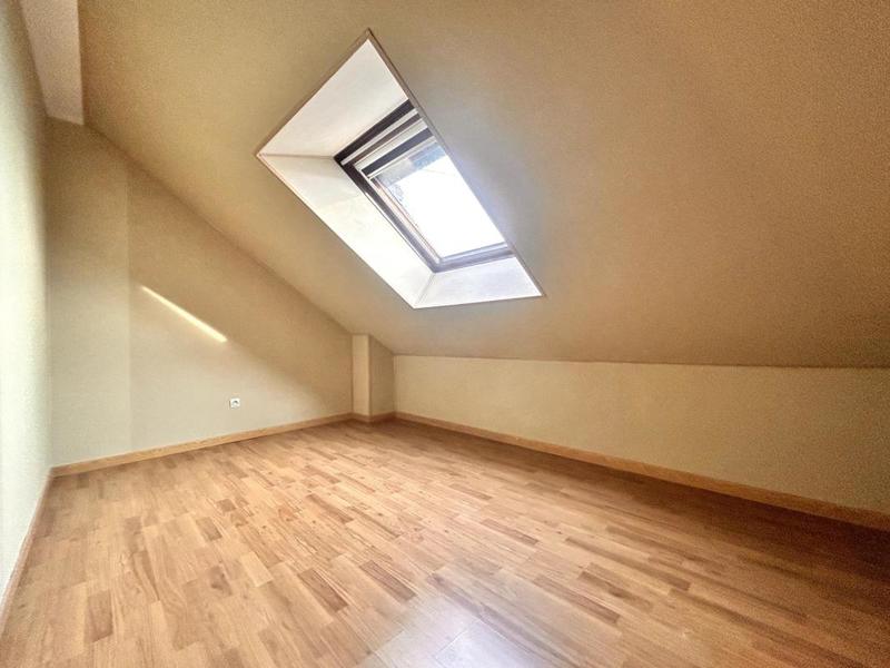 Pavillon - 94 m² - 5 pièces