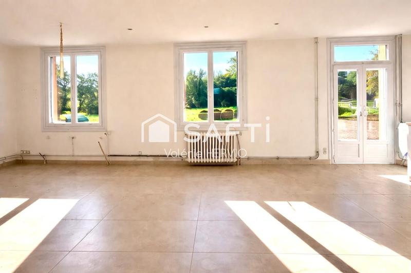 Maison - 90 m² - 5 pièces