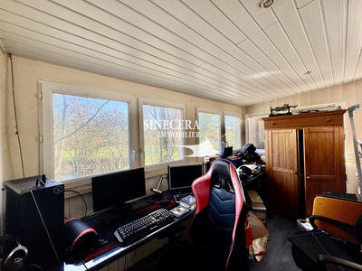 Maison traditionnelle - 160 m² - 9 pièces